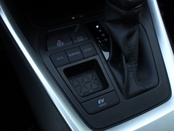 Toyota RAV4 V SUV Facelifting 2.5 Hybrid  Dynamic Force 218KM 2023 Toyota RAV 4 2.5 Hybrid, Salon Polska, zdjęcie 16