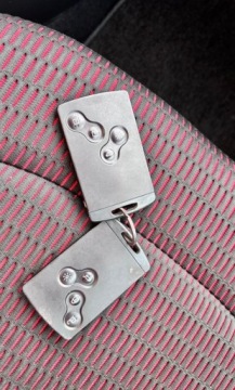 Renault Captur I Crossover 1.2 ENERGY TCe 118KM 2016 Renault Captur 1.2B 118KM przeb 96tys kamera navi stan bdb zarejestrowany, zdjęcie 32