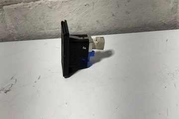 PŘÍDAVNÉ SPONA MULTIMEDIA (AUX/USB) BMW 5 (E60) 9138402 3.0L GASOLINE