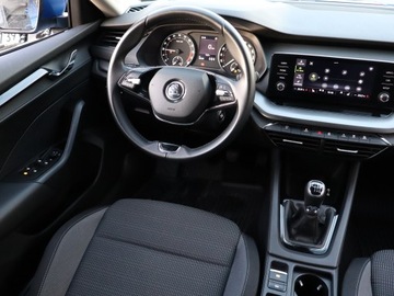 Skoda Octavia IV Liftback 2.0 TDI 150KM 2022 Skoda Octavia 2.0 TDI, Salon Polska, zdjęcie 6