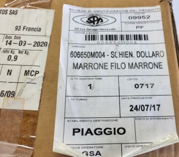 Спинка багажника Piaggio Beverly 606650M004