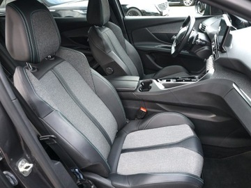 Peugeot 3008 II Plug-In Hybrid Facelifting 1.6 HYBRID4 300KM 2023 Peugeot 3008 Hybrid4 300 koni 4x4 Blis Keyless Webasto Full Led Kamery 180, zdjęcie 21