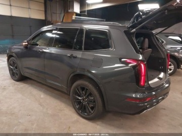 Cadillac 2023 Cadillac XT6 Premium Luxury 2023 3.6l 3.6 Benzyna 310KM, zdjęcie 3