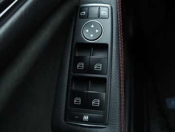 Mercedes CLA C117 Shooting Brake Facelifting 1.6 200 156KM 2018 Mercedes CLA 200, Salon Polska, Automat, Skóra, zdjęcie 21