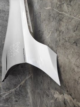 BLATNÍK LEVÝ PŘEDNÍ BMW F01 F02 F03 F04 A96 MINERALWHITE ORIG. LAK