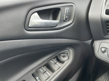 Ford Kuga II SUV 1.5 EcoBoost 150KM 2016 Ford Kuga Bogate wyposażenie 63558km Model 2016, zdjęcie 23