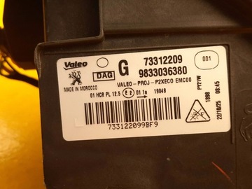 PEUGEOT 2008 II 208 SVĚTLO PRAVÁ LEVÝ PŘEDNÍ KOMPLET