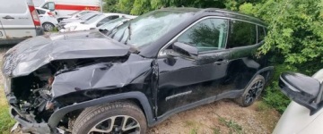 Jeep Compass II 2019 Jeep Compass 2019r, 1.4 Benzyna 4x4. AUTOMAT.Uszkodzony. Poobijany. VAT 23, zdjęcie 3