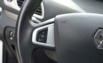 Renault Scenic III XMOD Energy TCe 115KM 2013 Renault Scenic Renault Scenic Energy TCe 115 SampS Xmod Bose Edition 1.2, zdjęcie 31