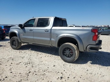Chevrolet Silverado II 2019 Chevrolet Silverado 2019 CHEVROLET SILVERADO K1500 RST 5.3 Benzyna 355KM, zdjęcie 2