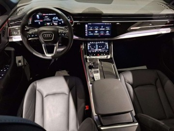 Audi Q8 SUV 3.0 45 TDI 231KM 2025 Audi Q8 Hak Head Up Pakiet Asystentow 3.0 Diesel 231KM, zdjęcie 10