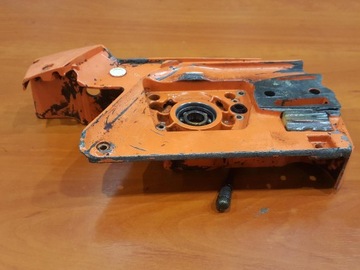 КОРПУС ДВИГАТЕЛЯ HUSQVARNA 61 KARTER ПОЛОВИНА КОРПУСА