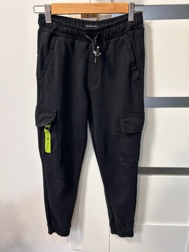 Спортивные костюмы Reserved черные 146 размер.