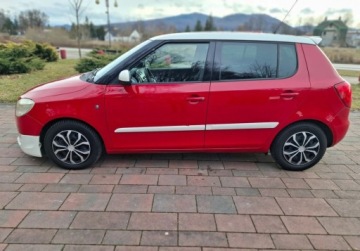 Skoda Fabia II Hatchback 1.4 i 16V 85KM 2008 Skoda Fabia Super stan techniczny 1.4 Benzyna 86KM, zdjęcie 2