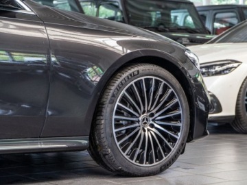 Mercedes Klasa E W214 Sedan 2.0 200 204KM 2026 200 4M Pakiet wyposażenia EXCLUSIVE Premium + Dach panoramiczny, zdjęcie 13