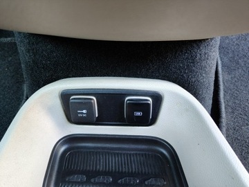 Chrysler Pacifica II 3.6 V6 291KM 2018 Chrysler Pacifica Super stan, 7-osobowa., zdjęcie 12