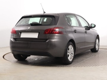 Peugeot 308 II Hatchback Facelifting 1.2 PureTech 110KM 2020 Peugeot 308 1.2 PureTech, Salon Polska, zdjęcie 4