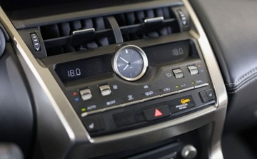 Lexus NX I SUV Facelifting 300 238KM 2018 Lexus NX 300 Elegance AWD 2.0 Benzyna 238KM, zdjęcie 18