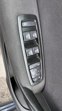 Renault Megane IV Hatchback 5d 1.5 dCi 110KM 2018 Renault Megane Raty 1.5 dci 110KM Navigacja KEY LESS Swiezy import Gwaranc, zdjęcie 28