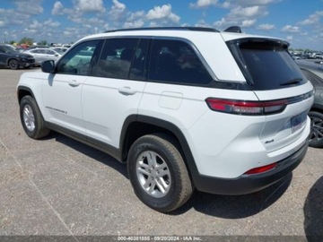 Jeep 2023 Jeep Grand Cherokee Laredo 2023 3.6l 3.6 Benzyna 293KM, zdjęcie 3