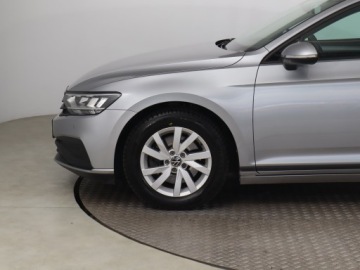 Volkswagen Passat B8 Limousine Facelifting 1.5 TSI EVO 150KM 2021 VW Passat 1.5 TSI, Salon Polska, Automat, Klima, zdjęcie 14