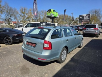 Skoda Octavia II Kombi 1.2 TSI 105KM 2010 Škoda Octavia Skoda Octavia 1.2 TSI 105 KM,, zdjęcie 4