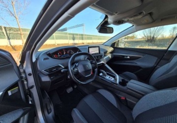 Peugeot 5008 II Crossover 1.2 PureTech 130KM 2020 Peugeot 5008 PureTech 130 EAT8 Stop amp Start Active 1.2, zdjęcie 22