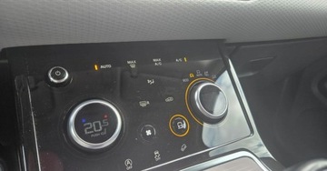 Land Rover Range Rover Evoque II SUV 2.0 204KM 2021 Land Rover Range Rover Evoque 2.0D I4 204 KM AWD Auto S 2.0 Diesel 204KM, zdjęcie 17