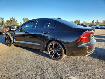 Volvo S60 III 2024 Volvo S60 Plus 2024 2.0 Benzyna 247KM, zdjęcie 1