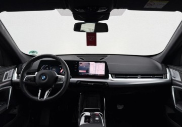 BMW X1 U11 Crossover 2.0 23d 211KM 2025 BMW X1 I wlasciciel M Sport Hak Gwarancja Bezwypadkowy FVAT23, zdjęcie 17