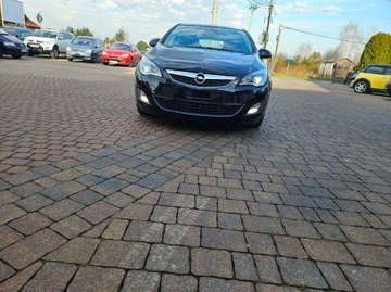 Opel Astra J Hatchback 5d 1.6 Turbo ECOTEC 180KM 2011 OPEL ASTRA J 1.6 Turbo 180 KM, zdjęcie 2