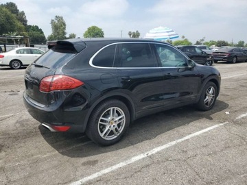 Porsche Cayenne II SUV 4.8 S V8 400KM 2013 Porsche Cayenne S 2013 4.8l 4.8 Benzyna 400KM, zdjęcie 3