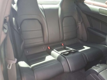 Mercedes Klasa C W205 2013 Mercedes-Benz Klasa C 63 AMG 2013 6.2l 6.2 Benzyna 451KM, zdjęcie 10