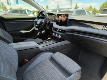 Skoda Superb IV Liftback 2.0 TSI 204KM 2025 Skoda Superb 2.0 TSI 204KM Selection DSG Salon PL, zdjęcie 9