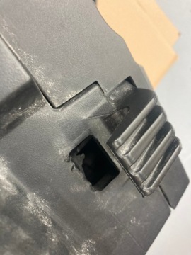 Левый кофр Triumph Tiger 1200 800 oem
