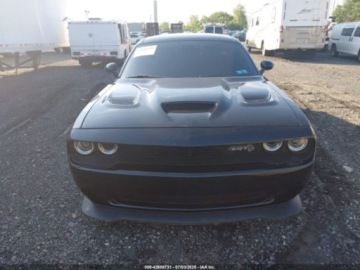 Dodge Challenger III 2016 Dodge Challenger 2016 6.2l 6.2 Benzyna 707KM, zdjęcie 9
