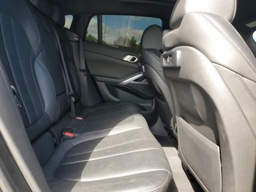 BMW X6 G06 2022 BMW X6 xDrive40i 2022 3.0l 3.0 Benzyna 335KM, zdjęcie 10