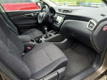 Nissan Qashqai II Crossover 1.2 DIG-T 115KM 2015 Nissan Qashqai Bezwypadkowy wersja 360°, zdjęcie 10