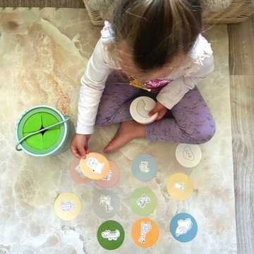 ЗАГАДОЧНАЯ КОРОБКА TOUCH AND СПИЧКИ МОНТЕССОРИ ВУПИ ЗЕЛЕНЫЙ