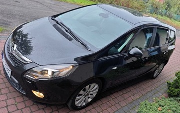 Opel Zafira C Tourer 1.4 Turbo ECOTEC 140KM 2015 OPEL ZAFIRA C TOURER BEZWYPADKOWA SUPER STAN PIERWSZY WŁAŚCICIEL