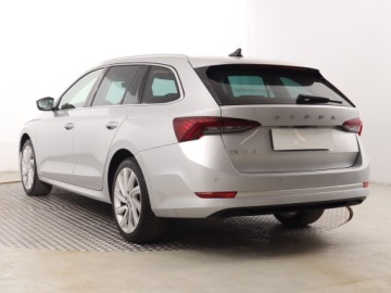 Skoda Octavia IV Kombi 2.0 TDI 150KM 2022 Skoda Octavia 2.0 TDI, 1. Właściciel, Serwis ASO, zdjęcie 3