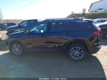  GMC Terrain 2023r., SLT, od ubezpieczalni 1.5 Benzyna 175KM, zdjęcie 3