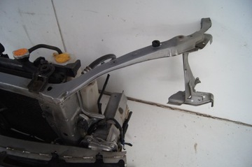 Решетка радиатора передняя Subaru Impreza III GH 1.5