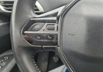 Peugeot 3008 II Crossover 1.2 PureTech 130KM 2017 Peugeot 3008 Super stan 1.2 Benzyna 131KM, zdjęcie 15