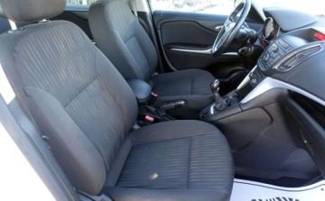 Opel Zafira C Tourer 1.6 CDTI ecoFLEX 120KM 2014 Opel Zafira 1.6CDTI 120KM 7osobowy Oryginalny przebieg Nowy rozrzad Zero k, zdjęcie 11