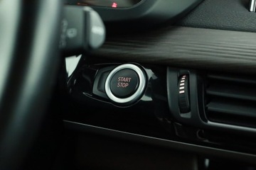 BMW X5 F15 SUV xDrive40e 313KM 2017 BMW X5 xDrive40e, Salon Polska, Serwis ASO, 4X4, zdjęcie 18