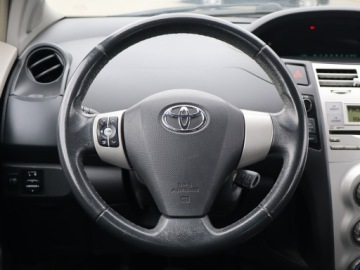 Toyota Yaris II Hatchback 5d 1.4 D-4D 90KM 2009 Toyota Yaris 1.4 D-4D, Klima, El. szyby, zdjęcie 14