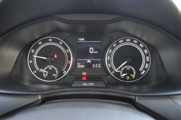 Skoda Kamiq Crossover 1.0 TSI 110KM 2023 Skoda Kamiq SalonPL 110KM AmbitionPakiety Gwarancja Podgrz.fot LED ALU ASO, zdjęcie 12