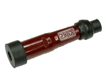 ТРУБКА СВЕЧИ ЗАЖИГАНИЯ NGK SD05F-R 8238