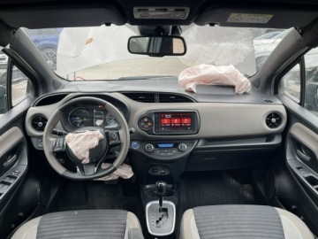 Toyota Yaris III Hatchback 5d Facelifting 2017 1.5 Hybrid 100KM 2020 Toyota Yaris Automat Hybryda Klimatronik Kamera, zdjęcie 8